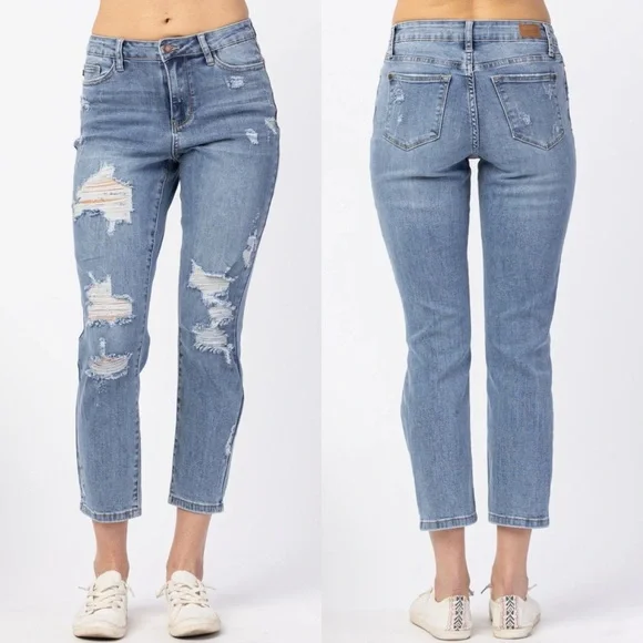 NWT Judy Blue High Rise Destroyed Boyfriend Jeans - Picture 1 of 5